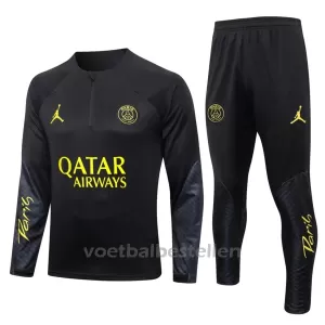 Paris Saint-Germain Trainings Sweatshirt Pak 23/24 Zwart Paris Saint-Germain Trainings Sweatshirt Pak 23/24 Zwart