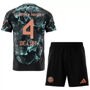 FC Bayern München Matthijs de Ligt 4 Uittenue Kinderen 24/25 FC Bayern München Matthijs de Ligt 4 Uittenue Kinderen 24/25