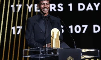 17-jarige Yamal wint Golden Boy Award 2024 17-jarige Yamal wint Golden Boy Award 2024