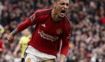 Anthony's slechte prestatie werd door Ten Hag in de steek gelaten Anthony's slechte prestatie werd door Ten Hag in de steek gelaten