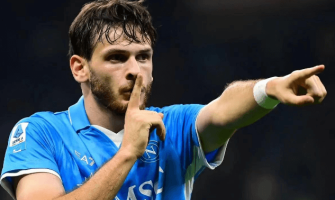 Napoli en Kvaratskhelia contractverlengingsonderhandelingen Napoli en Kvaratskhelia contractverlengingsonderhandelingen