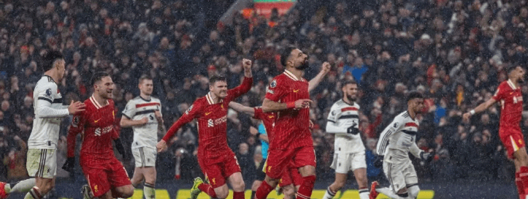 Manchester United weigert vijf wedstrijden op rij te verliezen en speelt 2-2 gelijk tegen Liverpool Manchester United weigert vijf wedstrijden op rij te verliezen en speelt 2-2 gelijk tegen Liverpool