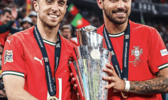 Ruben Neves neemt Jota's rugnummer 21 over Ruben Neves neemt Jota's rugnummer 21 over