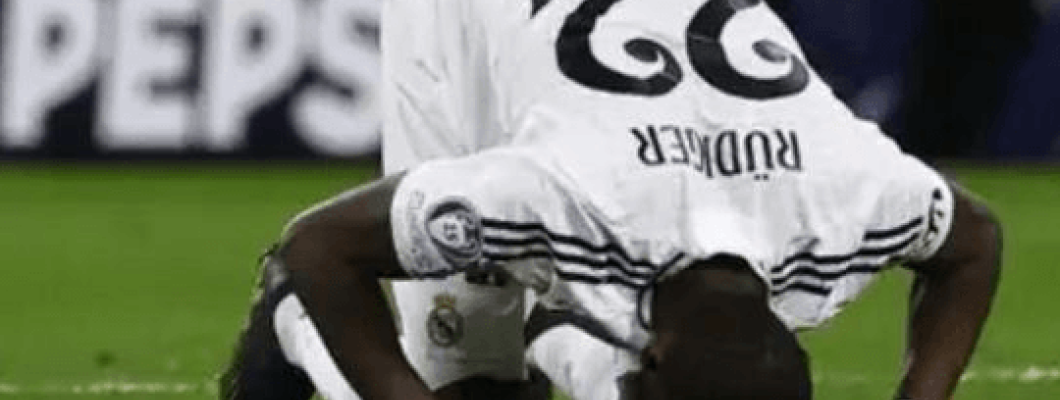 Rüdiger geblesseerd, Real Madrid's verdediging kreeg een klap Rüdiger geblesseerd, Real Madrid's verdediging kreeg een klap