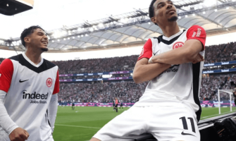 Liverpool richt zich op Ekitik, maar de transfer hangt af van belangrijke voorwaarden Liverpool richt zich op Ekitik, maar de transfer hangt af van belangrijke voorwaarden